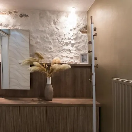 Elegant Castle Nook Lubiana