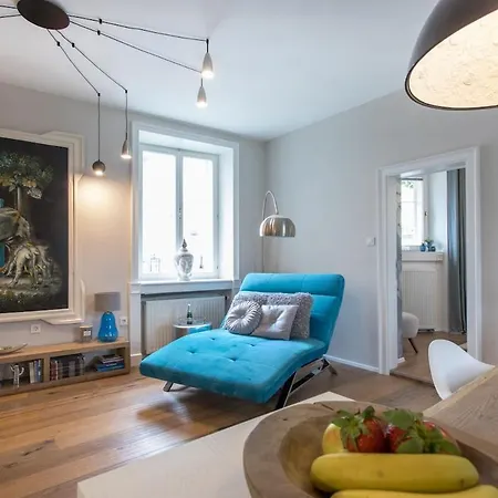 Elegant Castle Nook