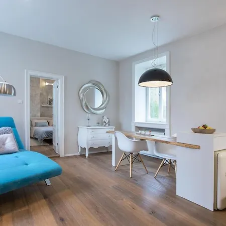 Apartamento Elegant Castle Nook