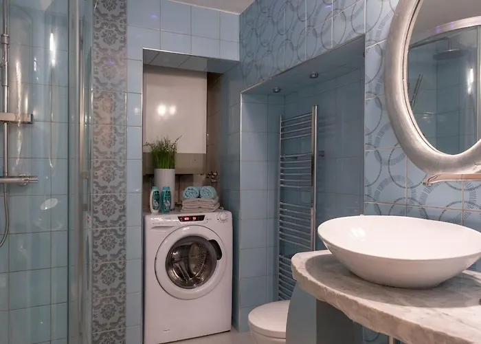 Elegant Castle Nook 아파트 류블랴나