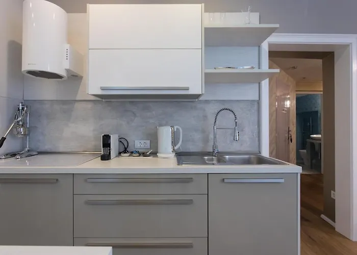 Elegant Castle Nook 아파트 류블랴나